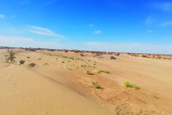 4x4 adventure in the Morocco desert with a local guide